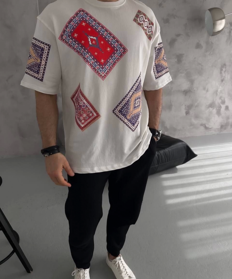 Unisex Kilim Desen Baskılı T-Shirt - Beyaz