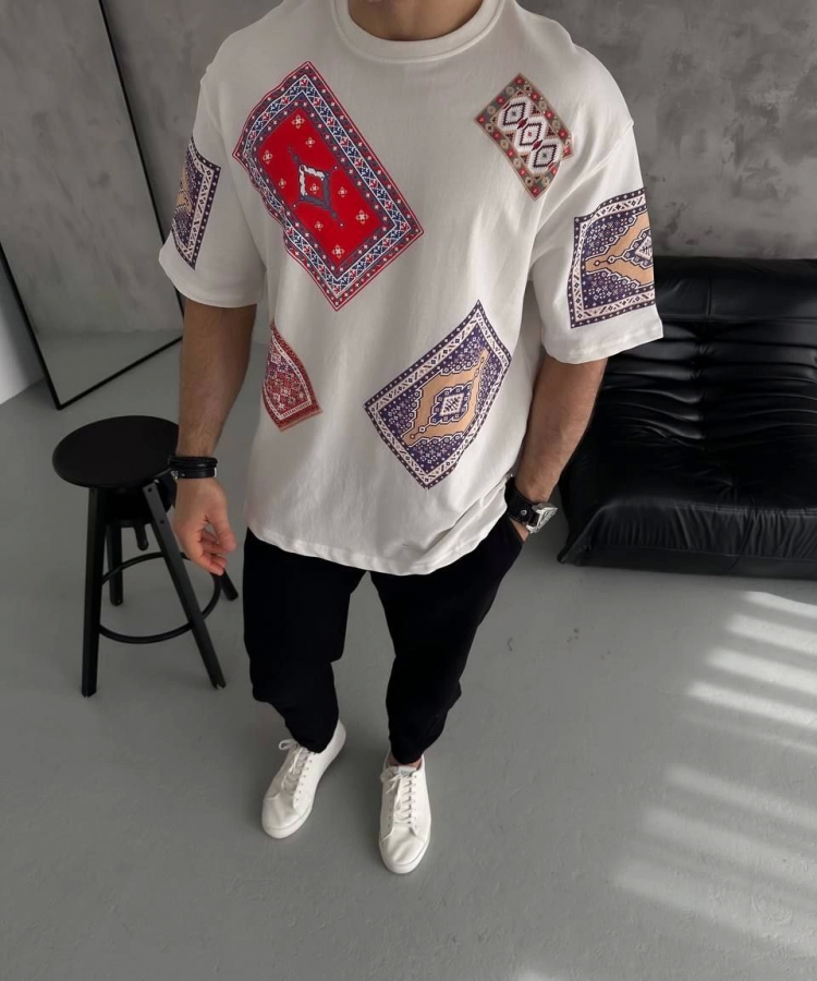 Unisex Kilim Desen Baskılı T-Shirt - Beyaz