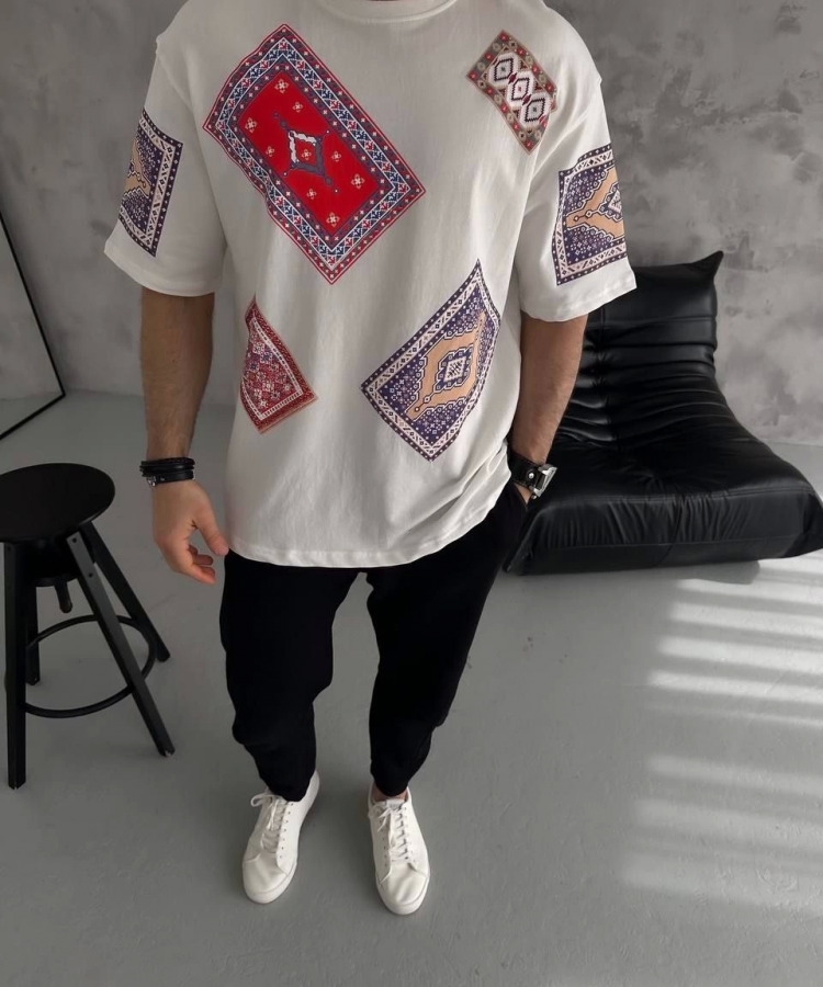 Unisex Kilim Desen Baskılı T-Shirt - Beyaz